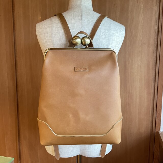 大玉がま口リュック （キャメル）