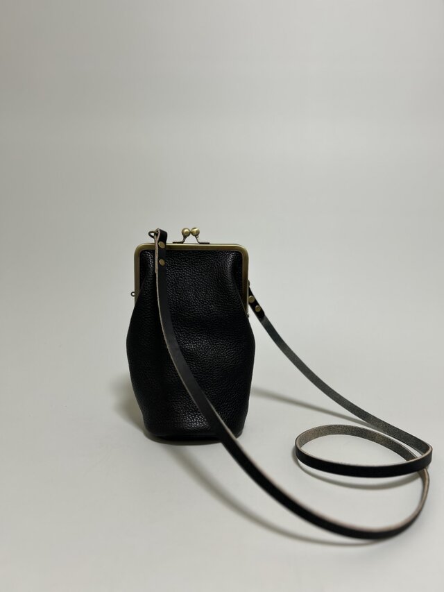 新作　姫路レザー丸底がま口ポシェット◆黒　カード入れ　スマホポシェット　スマホショルダー　サコッシュ　ショルダーバック