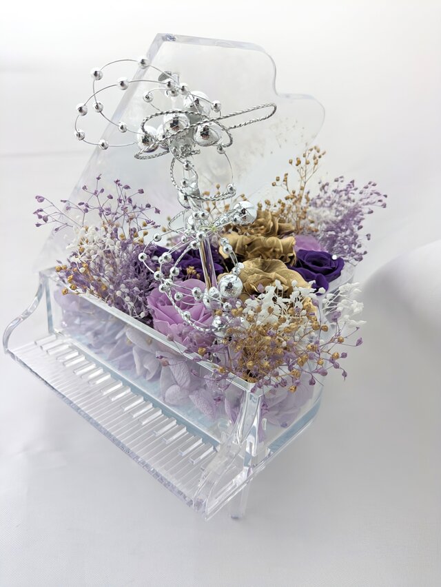 プリザーブドフラワーピアノアレンジ紫の薔薇と金色の薔薇の音色