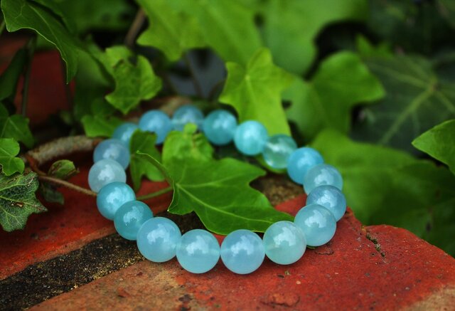 アクアマリン 10ミリ 不老不死、若さを保つ天使の石 | iichi 日々の