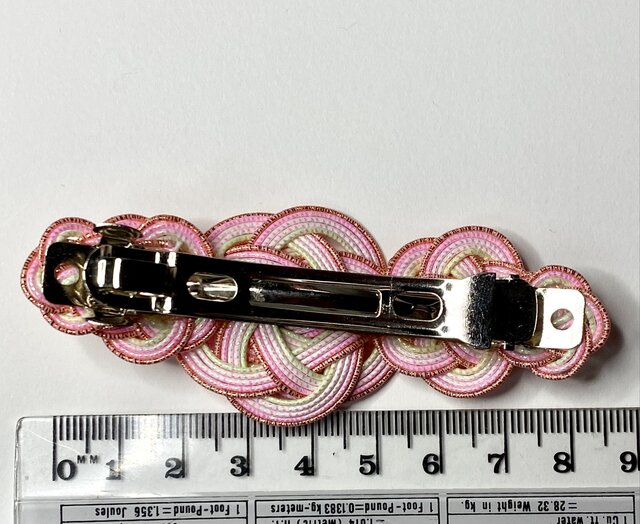 水引バレッタ ピンク色の髪飾り 大人可愛い | iichi 日々の暮らしを