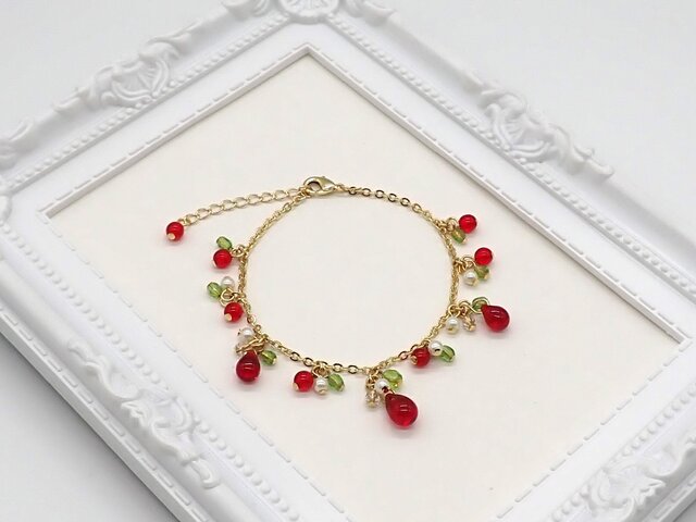 いちごちゃん限定 天然石ビーズブレスギフトボックス付き 楽天