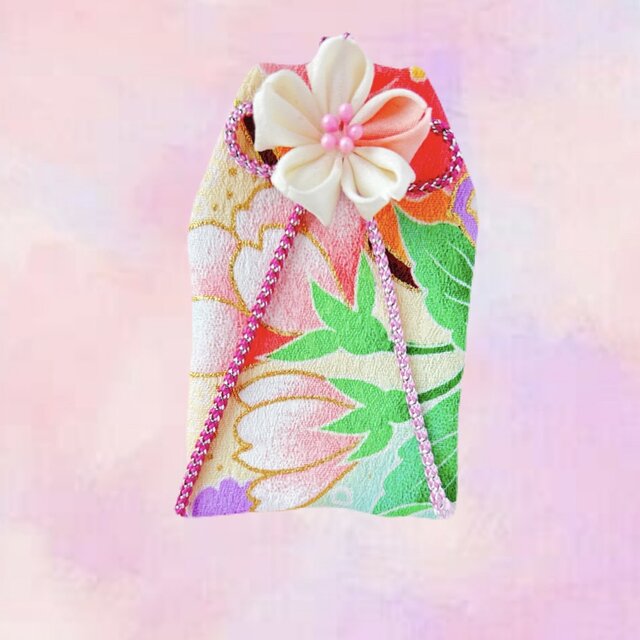 （花開き）元巫女が作る花のお守り袋