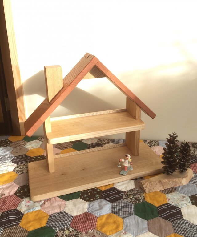 ドールハウス(屋根カラー版)の画像1枚目