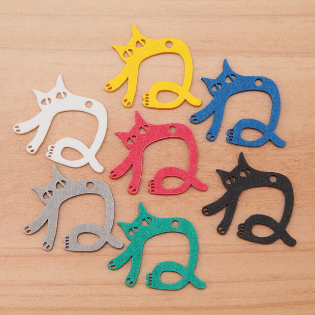 猫の ね Ω 耳もココロも軽やかに Ω ピアス Ω イヤリング | iichi 日々