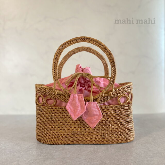 ꕤ販売中ꕤパステルカラーの内布。小ぶりでカワイイ♪かごバッグ。優しい色合いで日常が華やぐ。