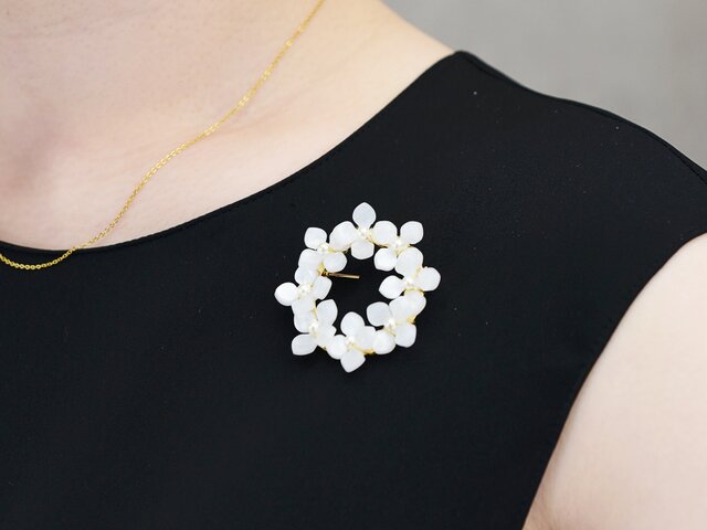 539＊紫陽花 ホワイト ブローチ