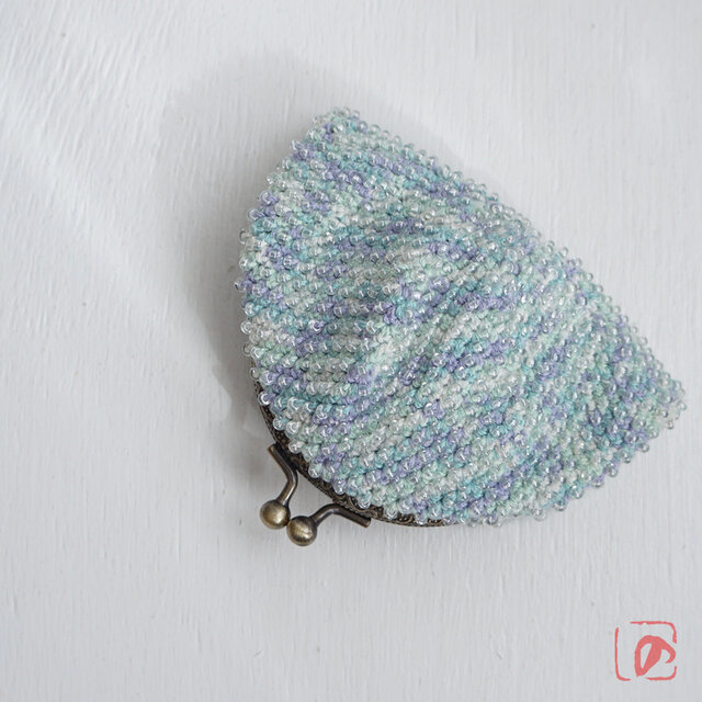 ばあば ⁛ つぶつぶガラスビーズのがま口（そよ風 ・2043）