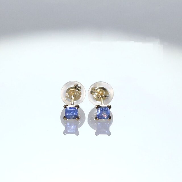 K18YG サファイアピアス 0.20ct | iichi 日々の暮らしを心地よくする