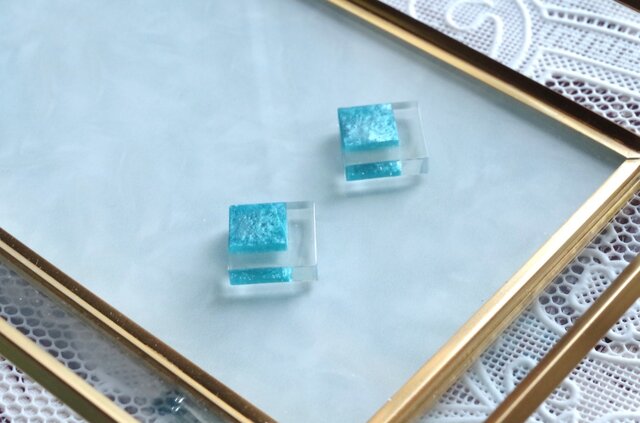 ダブルスクエア　レジン　カボション　ピアス ダブルスクエアレジンカボションピアス