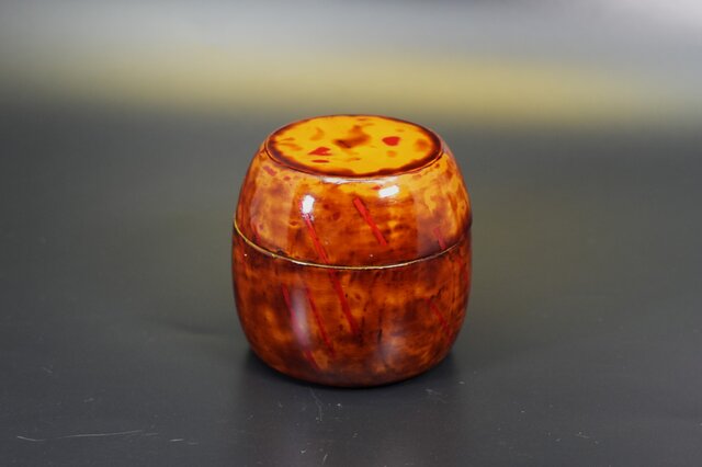 古美術品　ドラゴン彫刻の赤い漆器 古美術品 ドラゴン彫刻の赤い漆器 古美術品 ドラゴン彫刻の赤い漆器