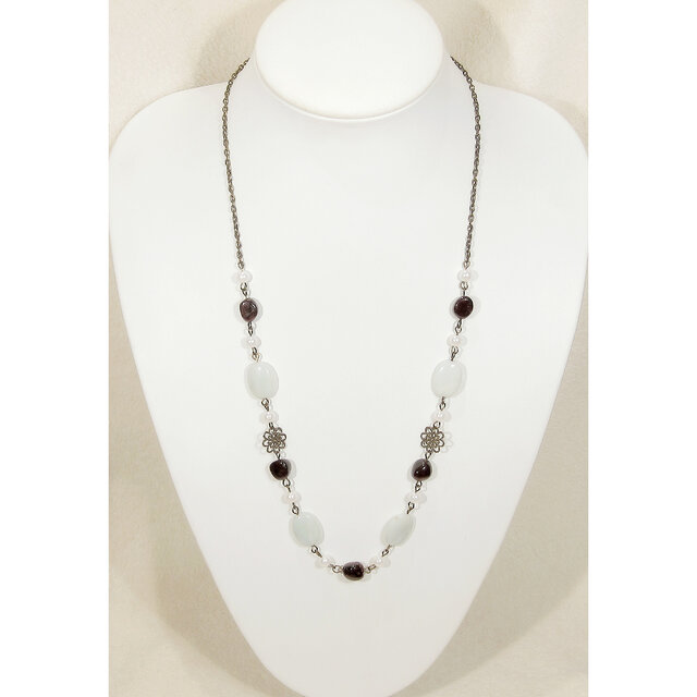 ガーネット等のロングネックレス（天然石、アジャスター、1月の誕生石、大粒）