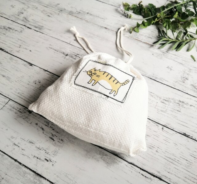 Sale! ❁ハンドメイド❁ White Linenアップリケ巾着3 Sale! ❁ハンドメイド❁ White Linenアップリケ巾着3
