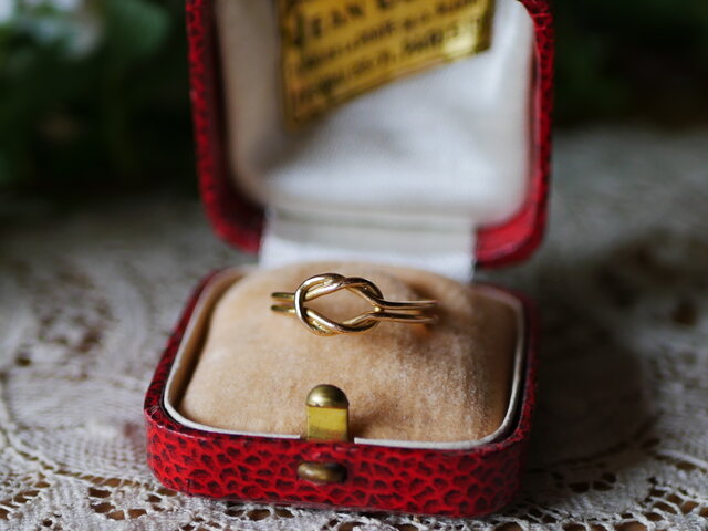 K18 ダイヤモンド0.47ctノットデザインリング ノットデザイン K18