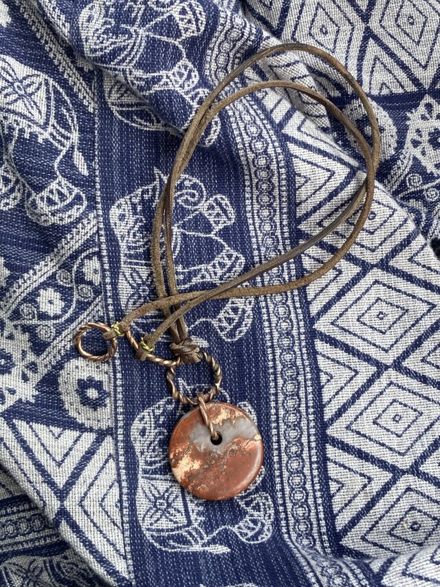 レッドジャスパーのレザーネックレス【リバーシブル】