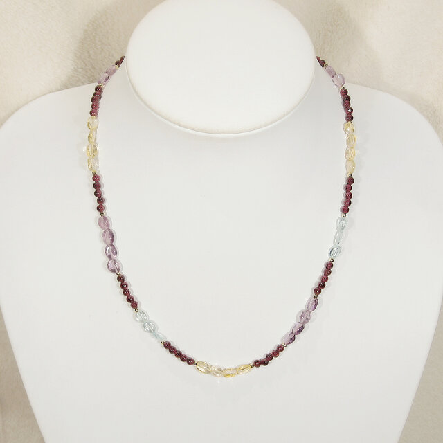 ガーネット、シトリン、アメシスト、ブルートパーズ、ヘマタイトのネックレス（天然石、誕生石、マグネット、ラインストーン）