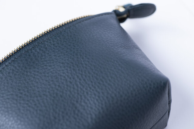 柔らかなポーチ 牛革 シュリンクレザー トラベルポーチ ブルーグリーン