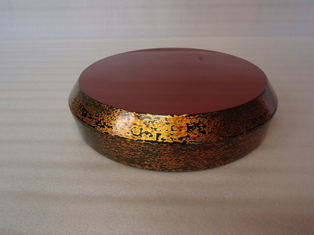 13 お盆（深め） トチ材 24.5㎝×6㎝ 変り塗 内朱色塗り | iichi 日々の