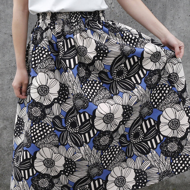【Dior】 オブリーク柄 ギャザースカート ネイビー 36サイズ Christian Dior】クリスチャンディオール『オブリーク 総柄 トロッター
