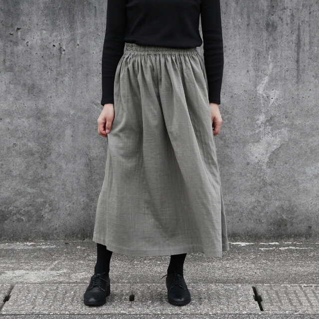 ふんわり柔らかスラブダブルガーゼのギャザースカート（ストーングレー）ポケット タンブラー加工