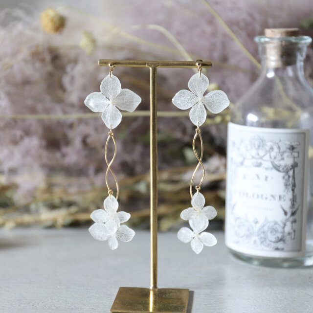 chandelier -curvy- ピアス・イヤリング(#1154・#1155) | iichi 日々の 