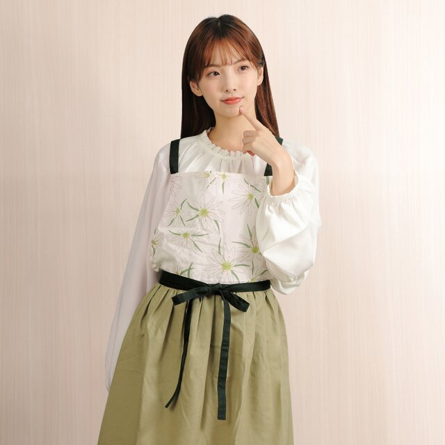 【Michelle Machoto】エプロン ロング ギャザー 花柄 リネン 刺繍 おしゃれ イワツメクサ柄 D-0003