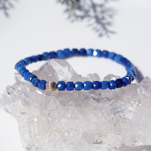 ラピスラズリの一連ブレスレット4mm ～瑠璃紺 | iichi 日々の暮らしを
