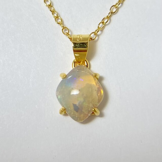 天然オパール14kgfネックレス　オーストラリア産原石から磨いた1点もの！