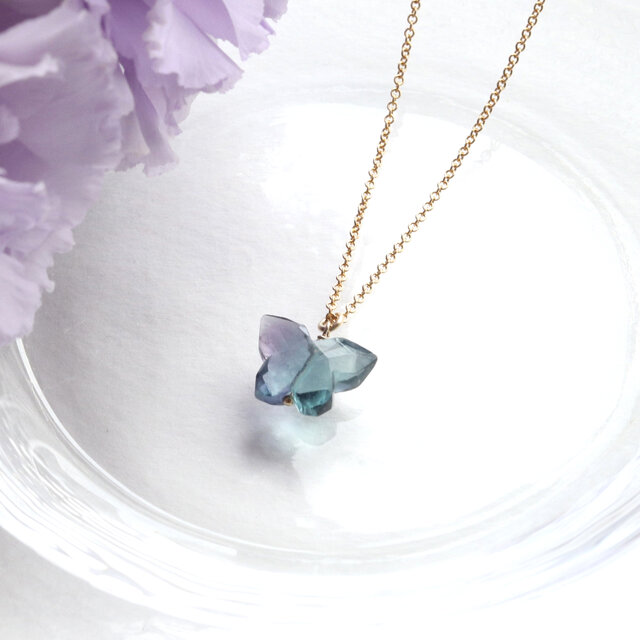 紫陽花色 バタフライ フローライト ネックレス／天然石 14Kgf 石が
