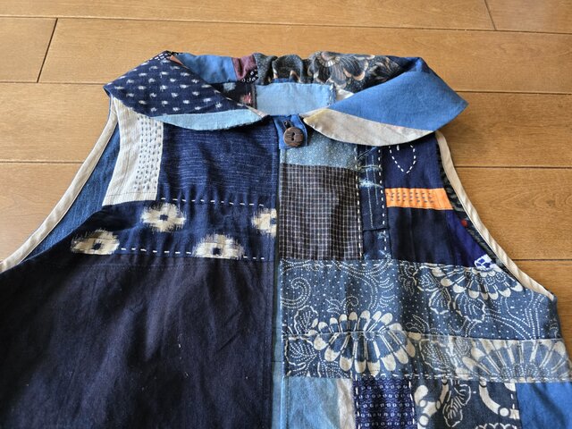 着物リメイク 手作り かわいい衿 絣 パッチ ベスト | iichi 日々の  