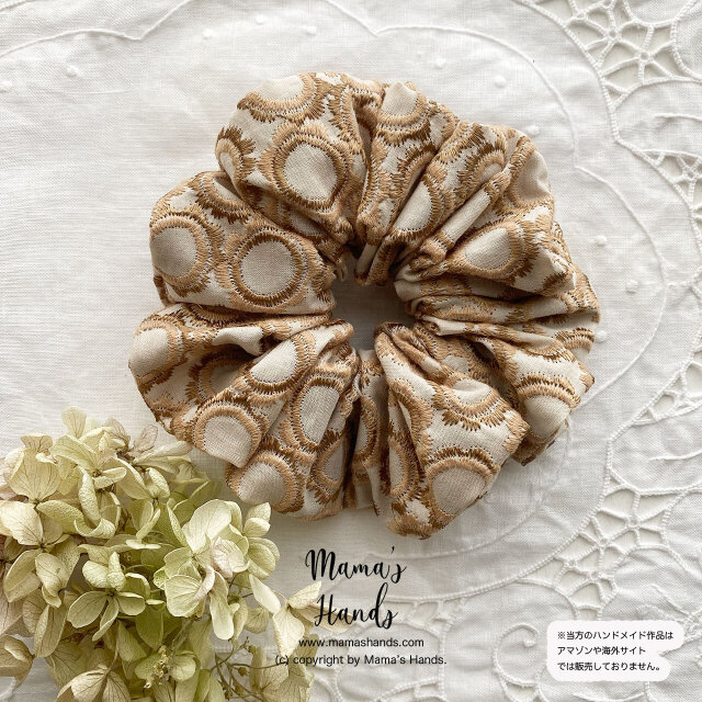 ⭐️2点売れました⭐️《ナチュラル エレガンス》おしゃれな ドット 刺繍 ベージュ系 ボリューム シュシュ ヘアゴム
