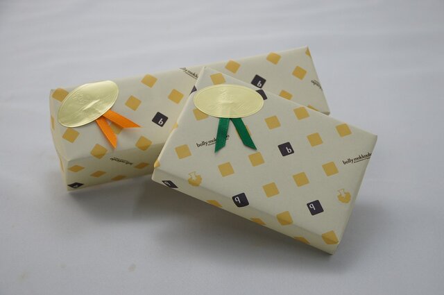 木のサイコロ型万年カレンダー：ブナ（ビーチ）（ひらがな） | iichi