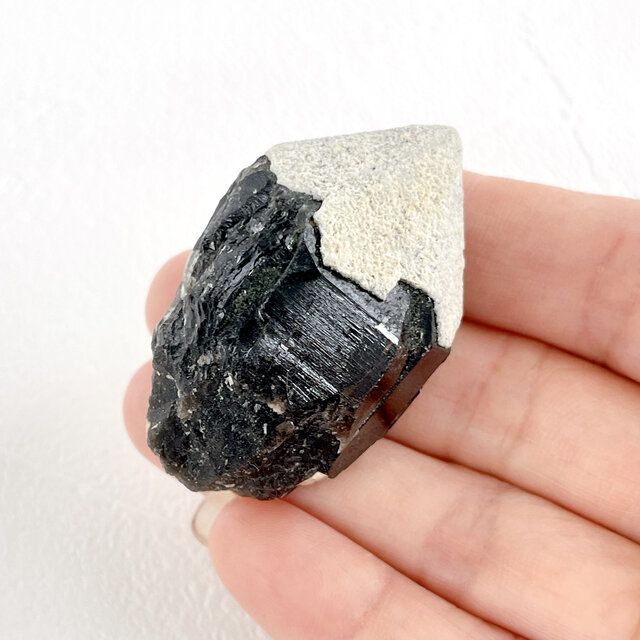 チベット産モリオンE・原石・32g ・麻ポーチ付き✧黒水晶ポイント