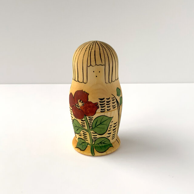 花模様のマトリョーシカ | iichi 日々の暮らしを心地よくする