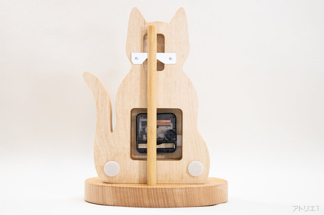 三毛猫の置き時計 | iichi 日々の暮らしを心地よくする