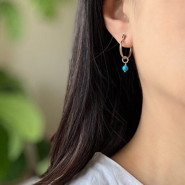 宝石質スカイブルートパーズ 天然石チャーム3点＋チタンフープピアス