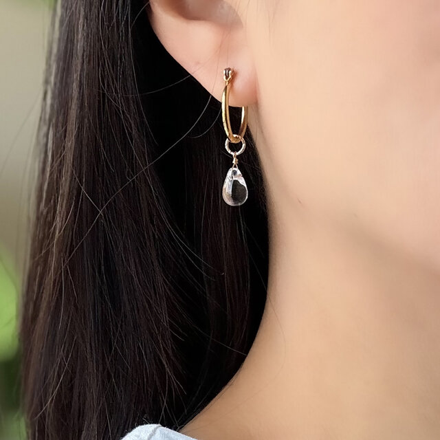 宝石質スカイブルートパーズ 天然石チャーム3点＋チタンフープピアス
