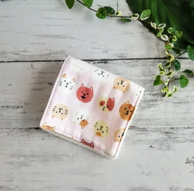 色んな猫ちゃん ハーフハンカチ ガーゼハンカチ タオルハンカチ ピンク