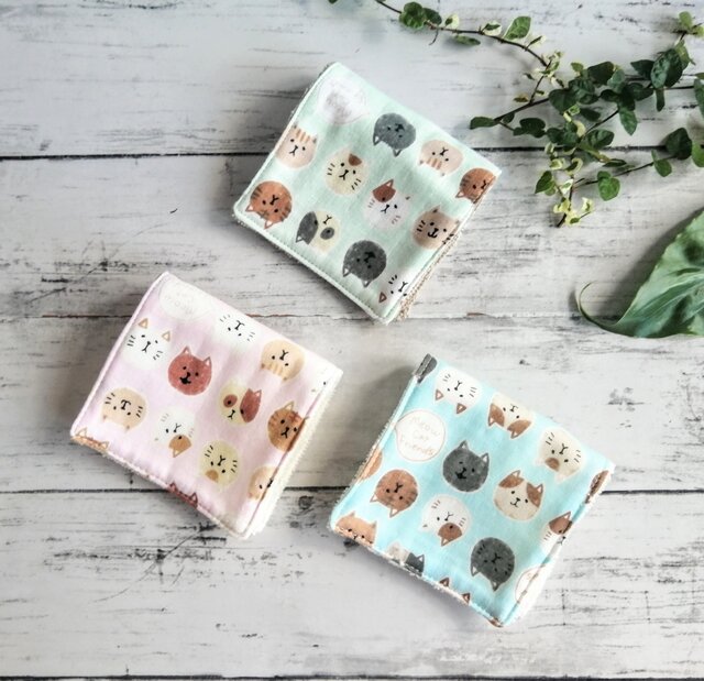 色んな猫ちゃん ハーフハンカチ ガーゼハンカチ タオルハンカチ ピンク