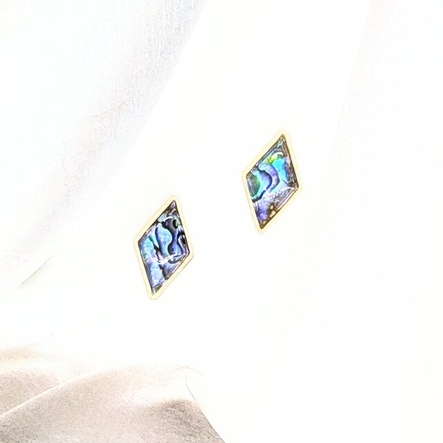 ダイヤの ブルー螺鈿の ピアスイヤリング【1942】