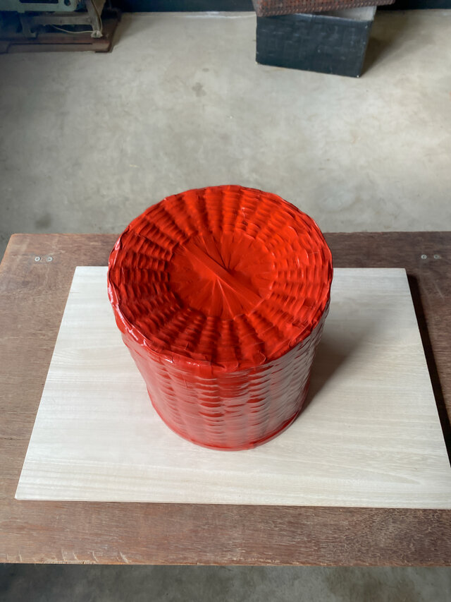 竹細工 まるい塗り籠 朱 | iichi 日々の暮らしを心地よくする