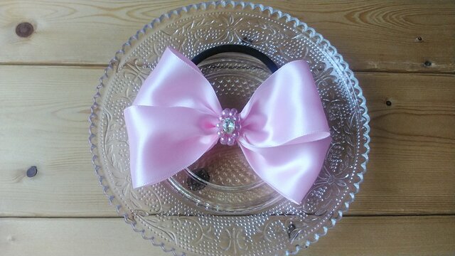 大人のリボンヘアゴム（ピンクのサテンリボン） | iichi 日々の