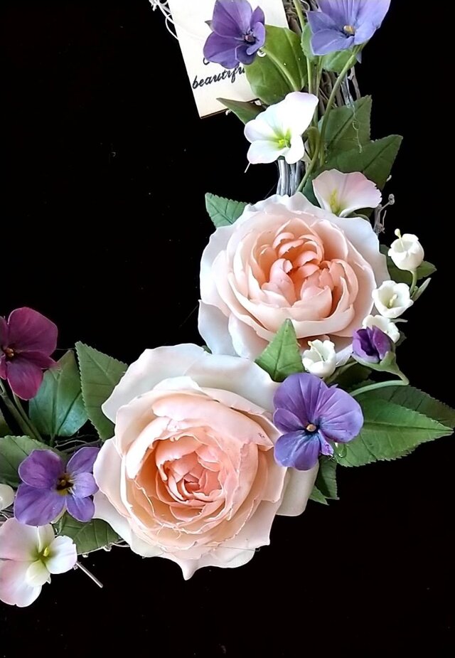 ☆クレイフラワー作品（薔薇とスミレのリース）☆ | iichi 日々の