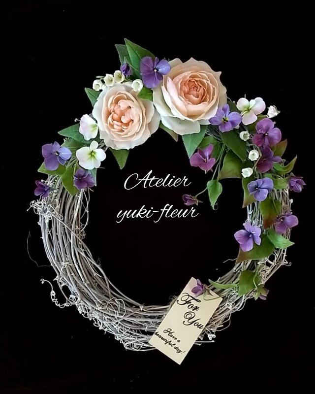 ☆クレイフラワー作品（薔薇とスミレのリース）☆ | iichi 日々の