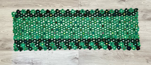 マーガレットモチーフのブランケット* グリーン | iichi 日々の暮らし