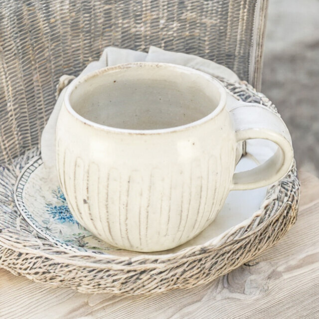 ろくろ粉引 削ぎ丸マグ【美濃焼】