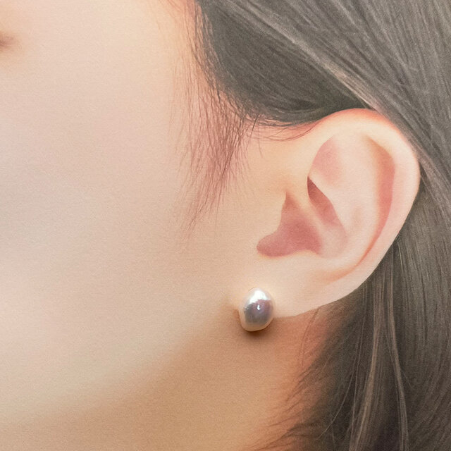 【ワケありな逸品】ちょっと大きな照りっ照りバロックパールのピアス/イヤリング 11mm 12mm 真珠 スタッド チタン ハンドメイド