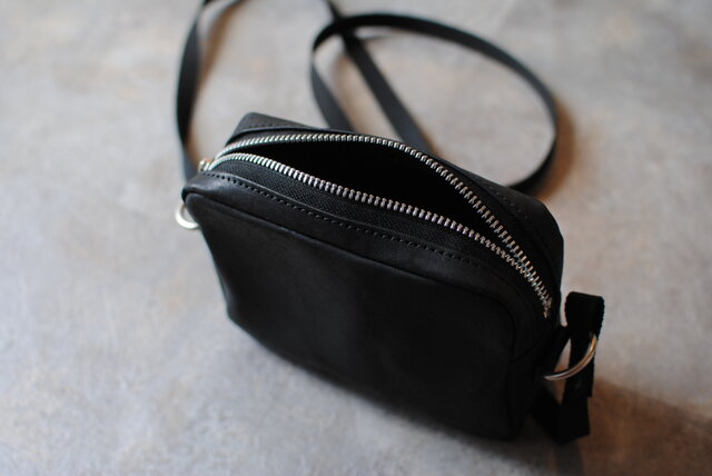 プエブロレザーミニショルダーバッグ（ba-2) | iichi 日々の暮らしを