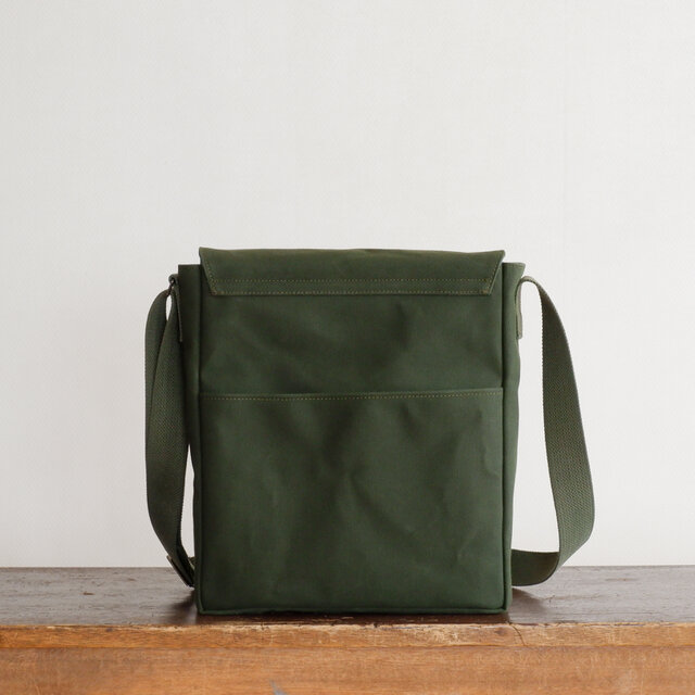 スクエアフラップショルダー オリーブドラブ / 6号帆布 | iichi 日々の