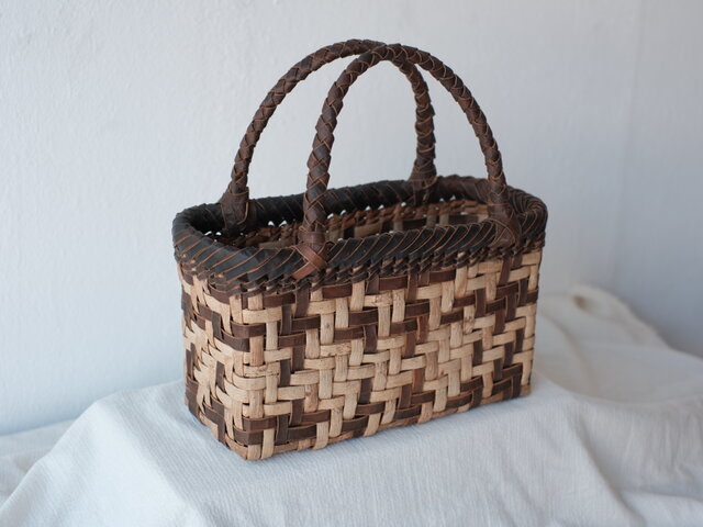 沢胡桃　山葡萄　かごバッグ　ショルダー 沢胡桃の手提げ籠 | archipelago